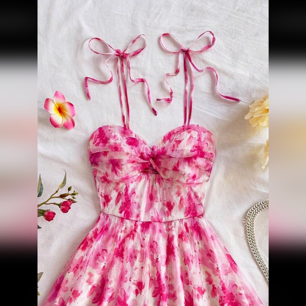 Women's Beautiful Spring Dress 🌼🌱🌺 - Picture 3 of 5
